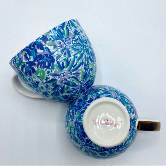 Lily Pultizer | Set of 2 Floral Lion 12oz Mugs - Picture 3 of 6